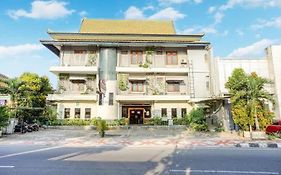 Hotel Winotosastro By Athelu